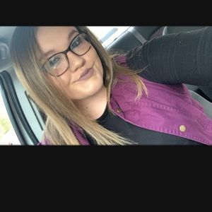 Meet your Posher, Kassie